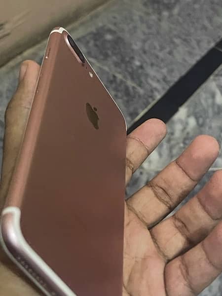 iPhone 7 Plus 32gb Non Pta 9