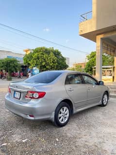 Toyota Corolla Altis 2013