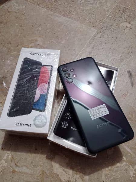 SUMSUNG GALAXY A13 8 128 GB NEW CONDITION 1