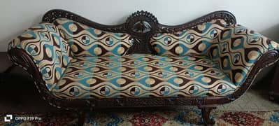 Dewan for sale in good condition urgent sale