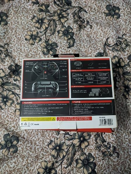 Ipega PG- 9078 Gaming Controller. 1