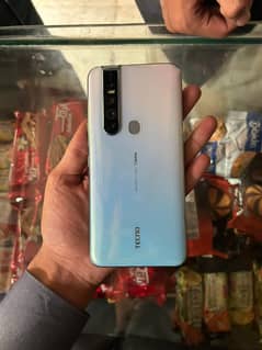 tecno camon 15 pro with box orignal pta approved 6gb ram 128 gb rom