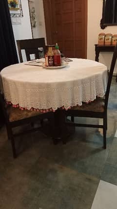 3 seater dining table