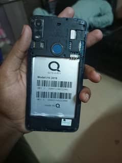 Q mobile i10