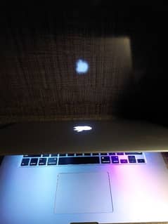 New Condition Macbook Pro 15,inches 2015 Mid Retina