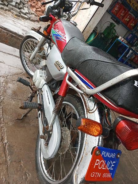 Honda CD70/2013 Good condition Genuine 2