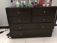 Double dressing table for Rs 15k