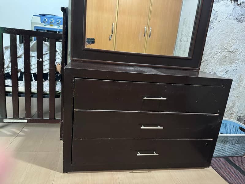 bed with dressing table,mattress and side tables 6