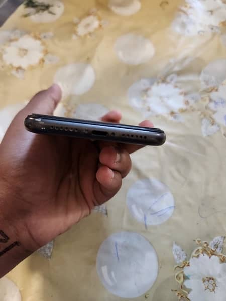 iphone 11 Pta approved 2