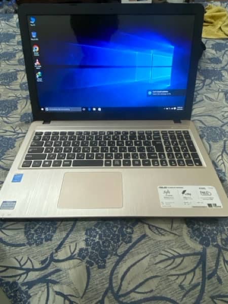 laptop for v very urgent sale 5