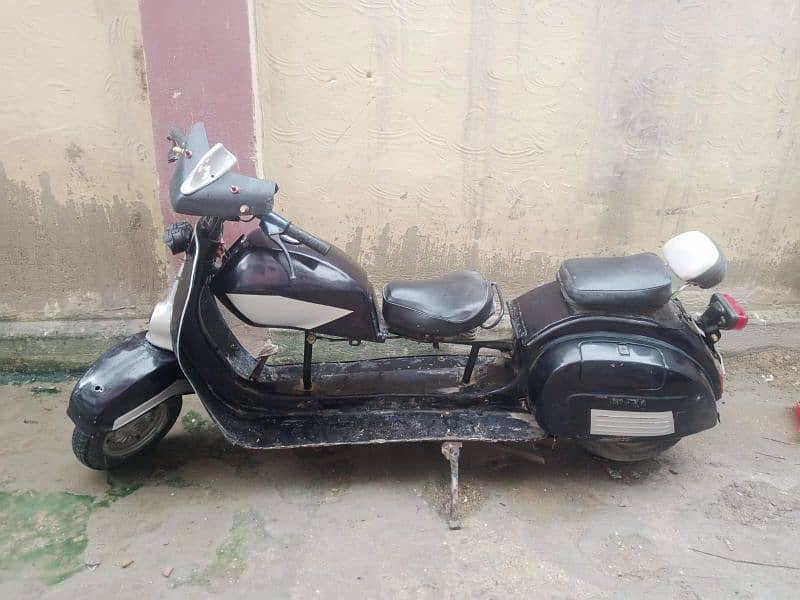 modified vespa 5