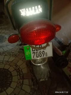 honda 125 red colar bike janwan bike my name par hai 0