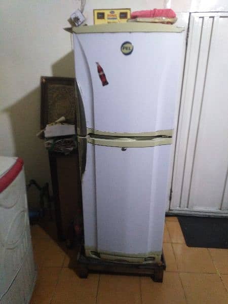 pel fridge good condition 10/9 3