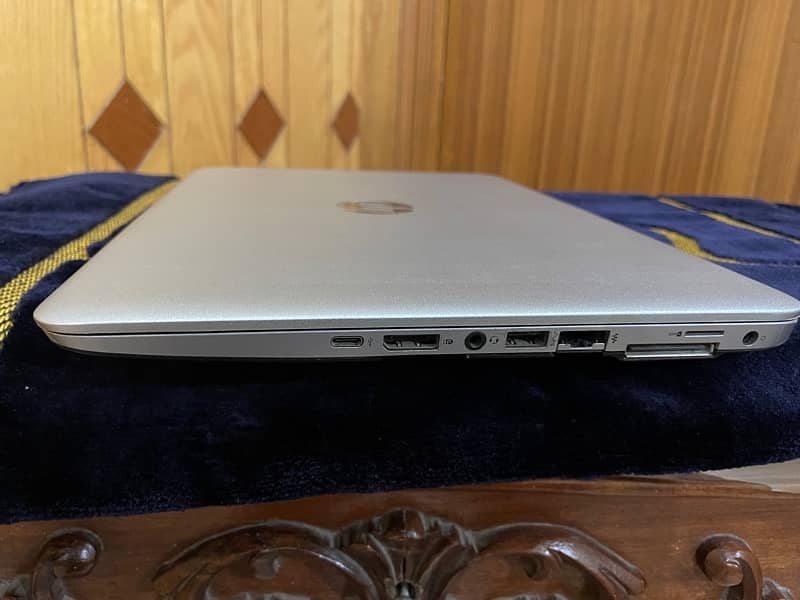 HP ELITEBOOK 840 3G WITH INTEL GRAPHICS CARD 9