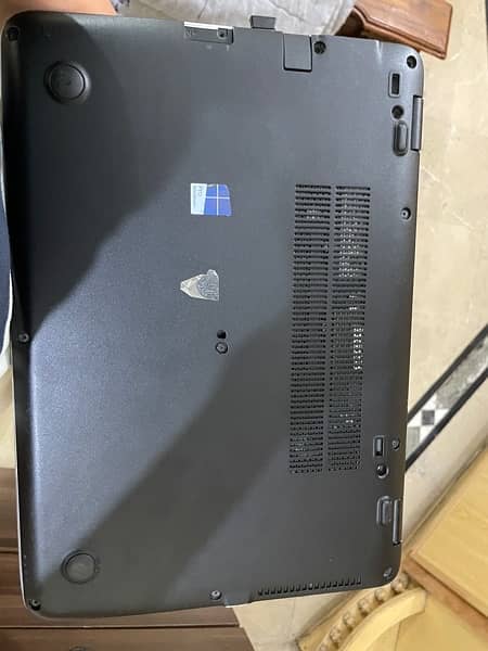 HP ELITEBOOK 840 3G WITH INTEL GRAPHICS CARD 12