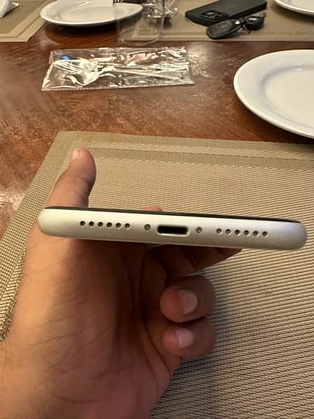 iPhone 11 128gb 3