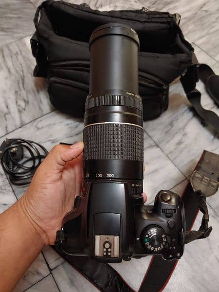 For urgent sale & reasonable price. Canoon 1300d with 75 300 lens 0