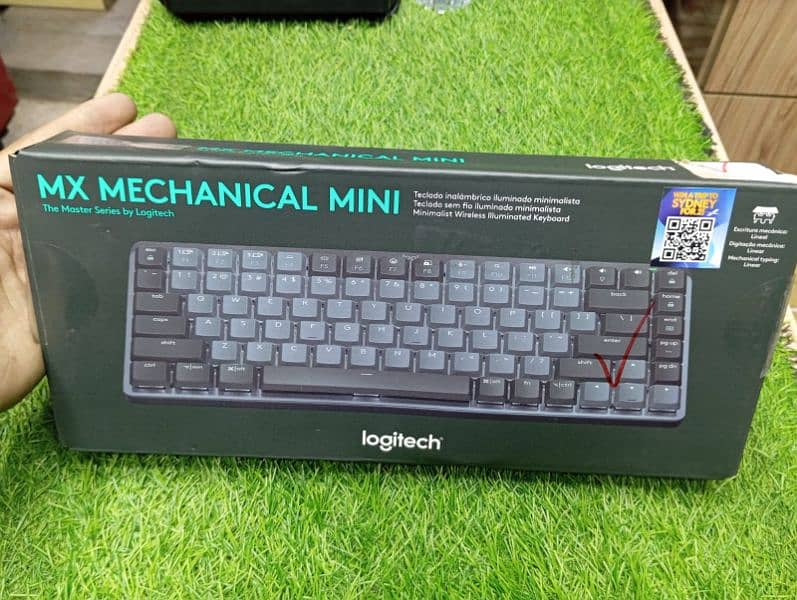 Logitech MX keys mechanical mini keyboard wireless Bluetooth 0