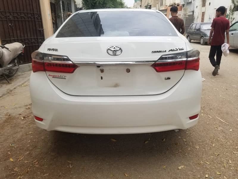 Toyota Corolla Altis 2018 3