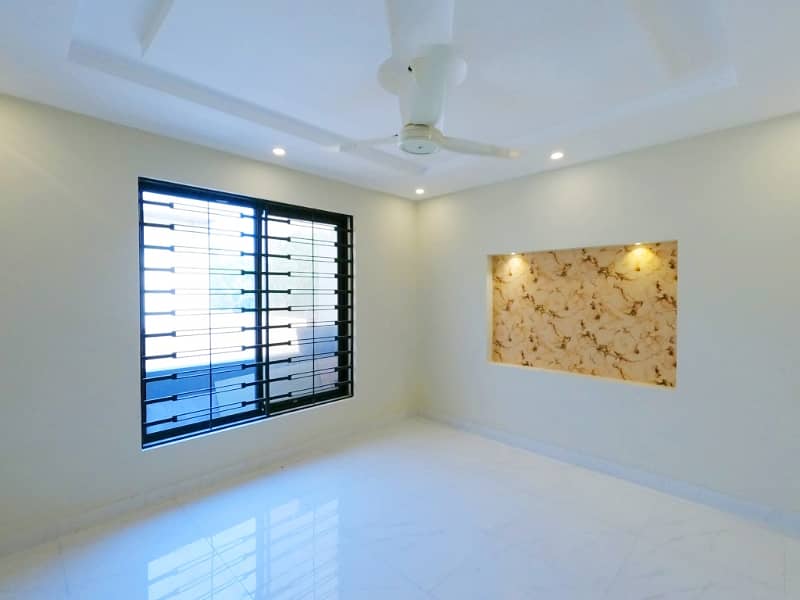 House For Sale In Central Park Block A1 24