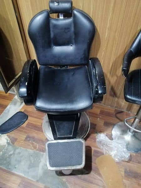 2 saloon chairs for sale 0