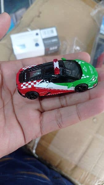 Lamborghini Huracan 1/43 Spark GT3 Evo No. 19 Gear Racing 1