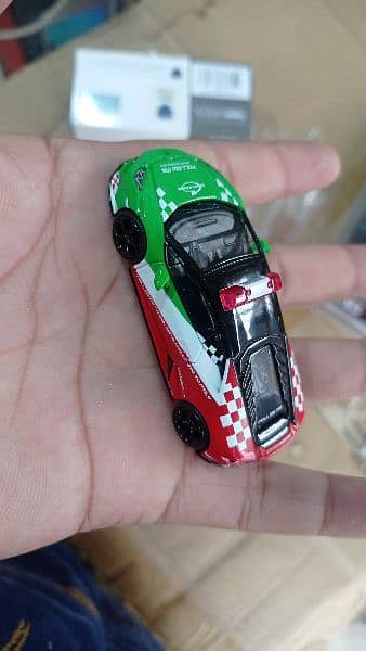 Lamborghini Huracan 1/43 Spark GT3 Evo No. 19 Gear Racing 2