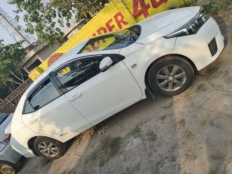 Toyota Corolla Altis 2016 6