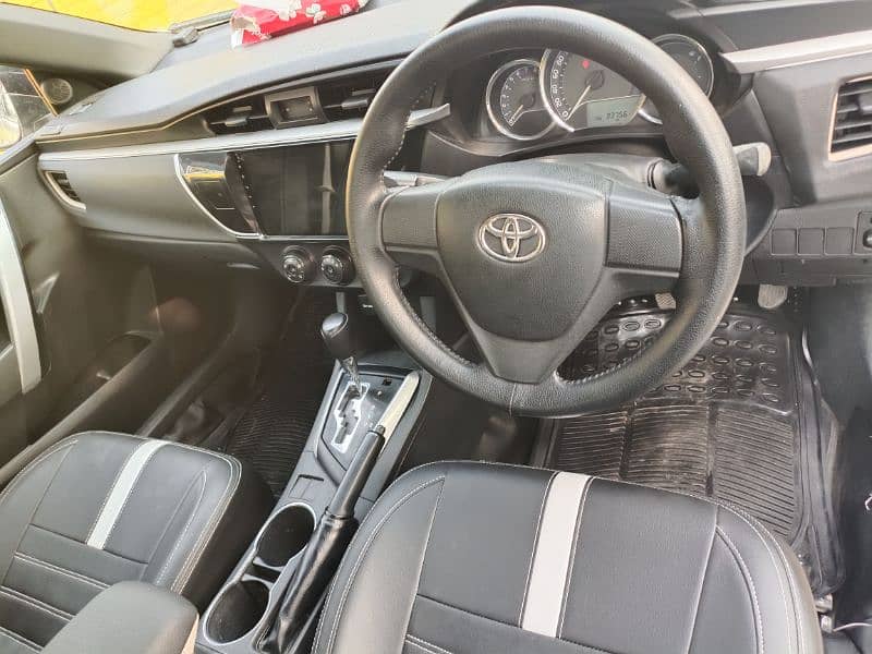 Toyota Corolla Altis 2016 9