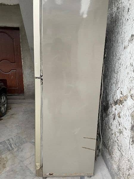 Refrigerator for sale urgently 2