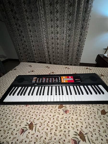 YAMAHA PSR F51 2