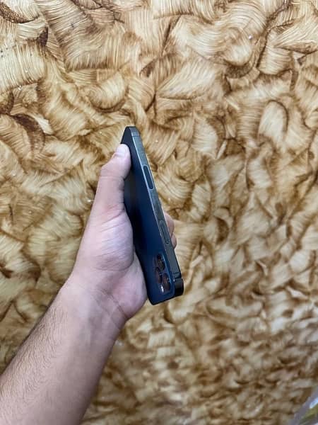 iphone 12pro F. U 128Gb Blue 4