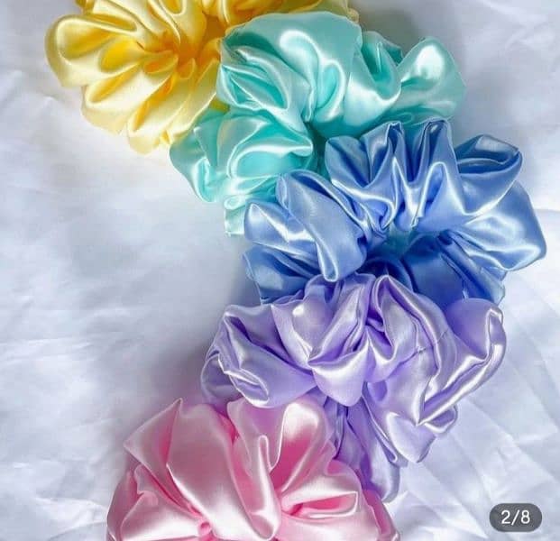 silk scrunchie 1