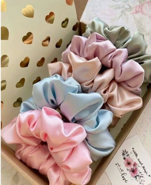 silk scrunchie 2