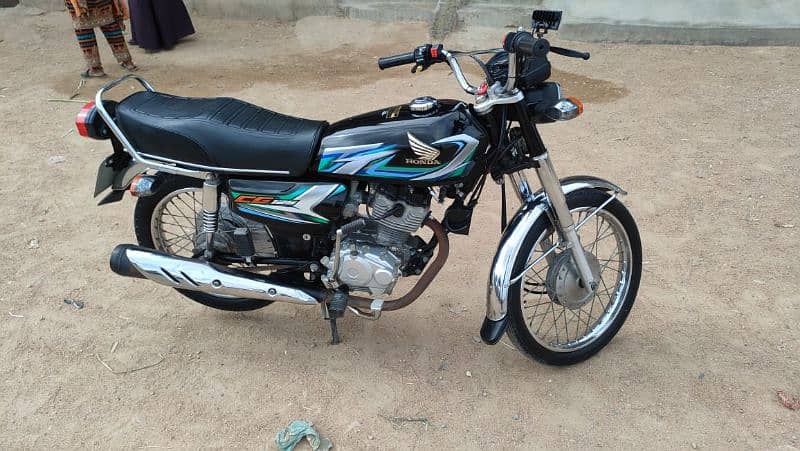 Honda CG 125 Model 2023 3