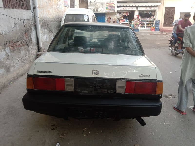 Honda Civic EXi 1984 4