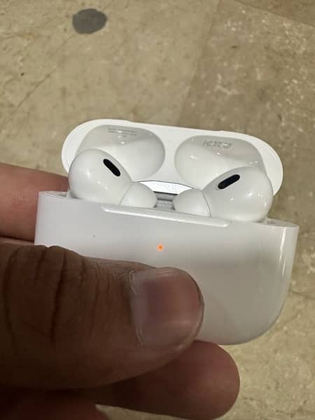 AirPods Pro 2 3