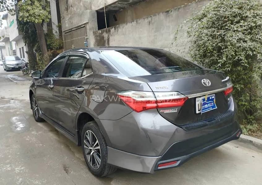 Toyota Corolla Altis 2018 1.6 altis 4