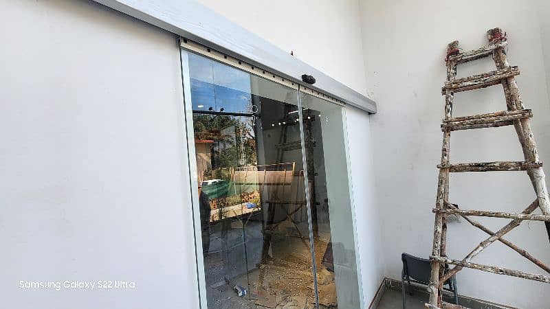 Automatic Sliding Glass Doors!! Autodoor !! Sensor Doors 1