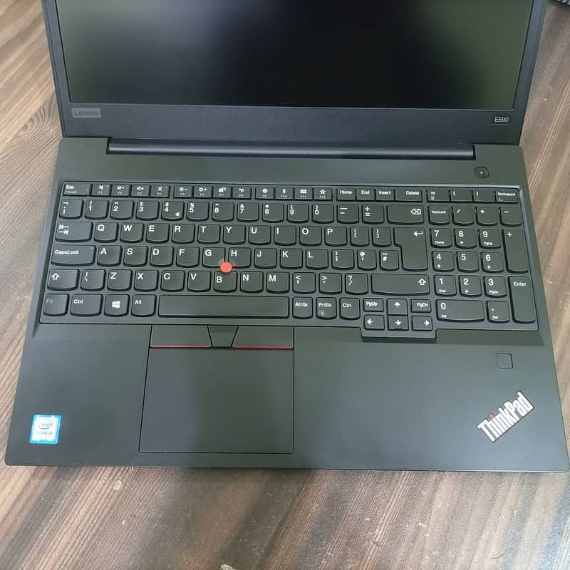 Lenevo Thinkpad E590, i7 8th generation 1