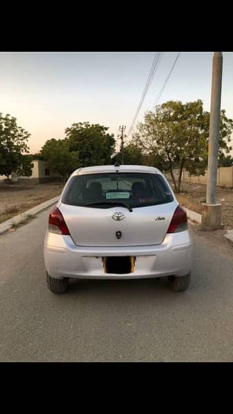 Toyota Vitz 2010 5