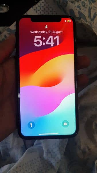 I phone xs 64gb sim working 2