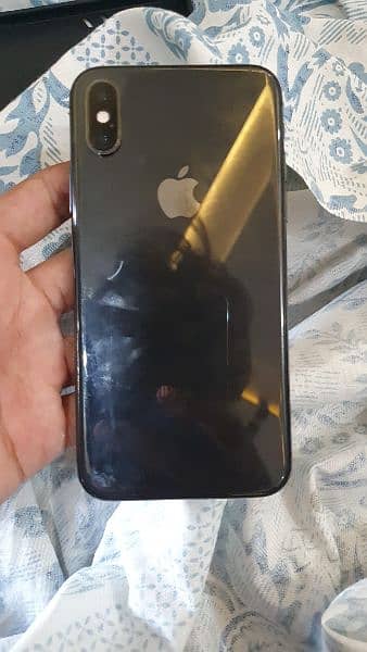 I phone xs 64gb sim working 3