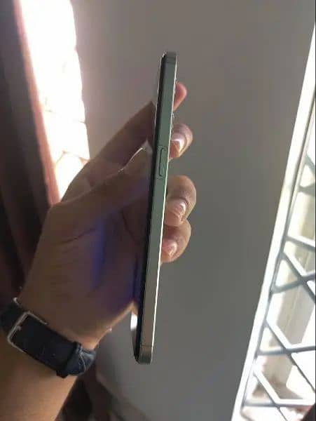 Urgent sale oppo f21 Pro 5g 6/128 with box 10/9.5 Like a new phone PTA 2