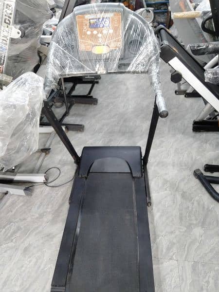 FITNESS ARTS TAIWAN TREADMILL GOOD CONDITION 0333*711*9531 2