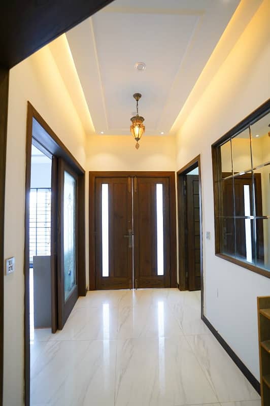 10 MARLA BRAND NEW 1ST ENTRY HOUSE FOR RENT IN TIPU BLOCK BAHRIA TGOWN LAHORE 8