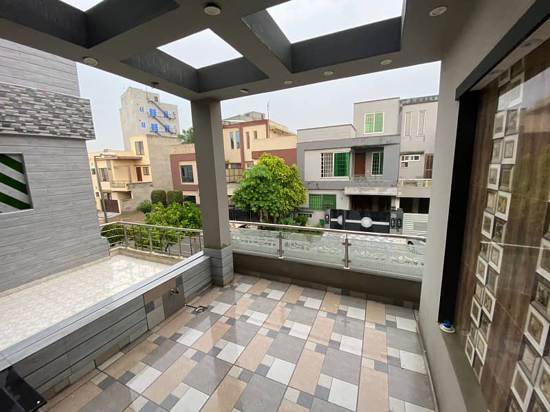 5 MARLA BRAND NEW HOUSE FOR RENT IN BB BLOCK BAHRIA TOWN LAHORE 4