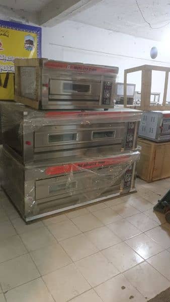 conveyor gasro pizza oven we hve deep fryers hot plates, fast food Mac 6