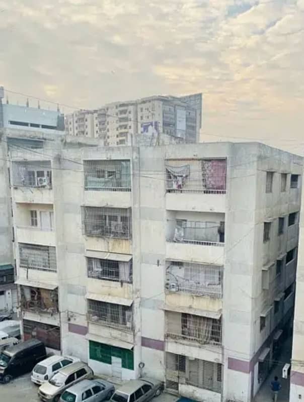 2 Bed Lounge Flat juhar Blk 19 6