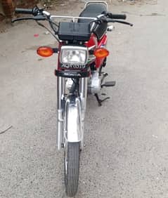 honda 125 2022 modal 10 by 10 original n lush condition